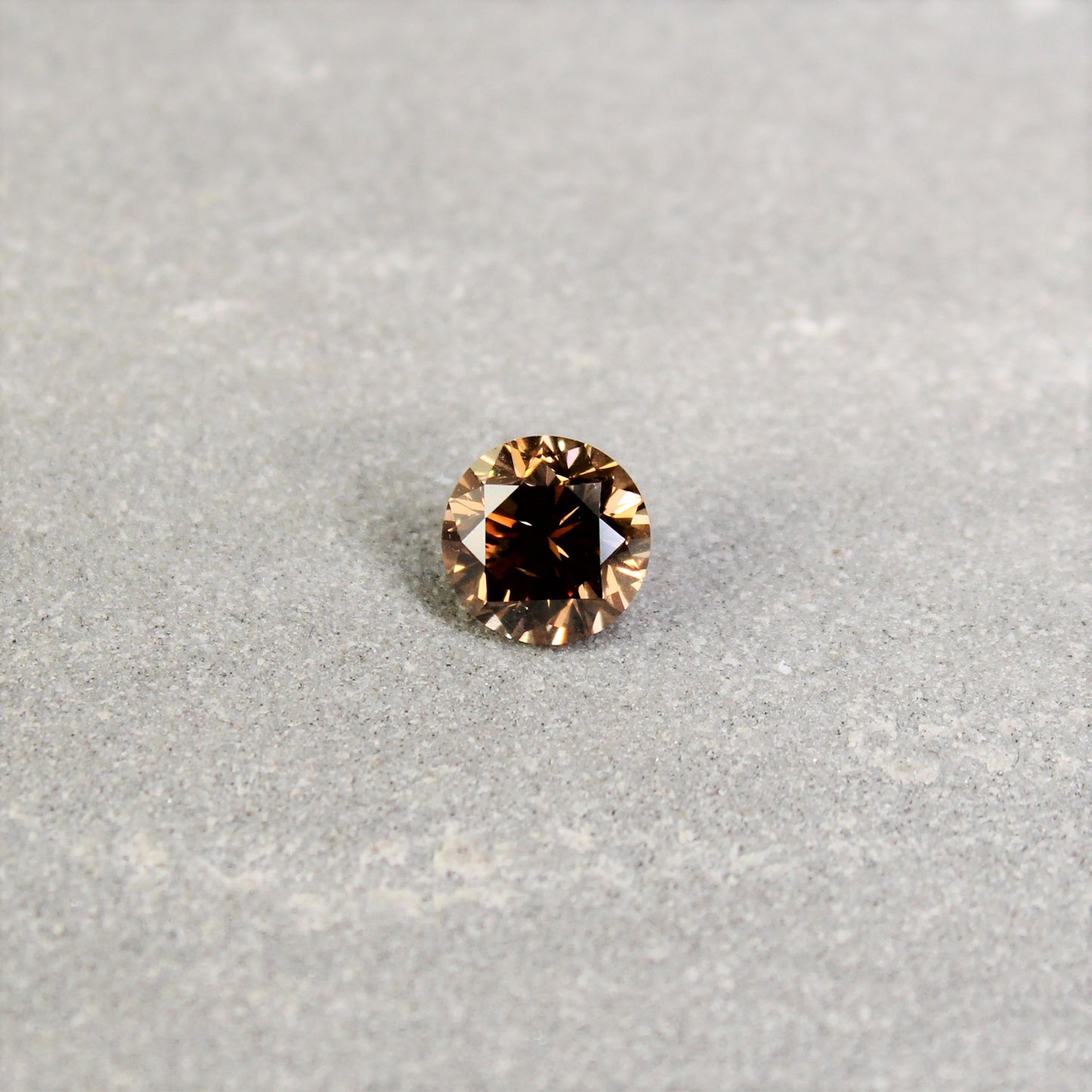 1.35ct Brown, Round Diamond, SI1 - 6.68 - 6.74 x 4.60mm