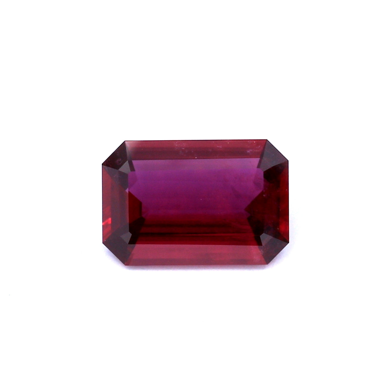 2.77ct Purplish Red, Octagon Ruby, H(a), Thailand - 11.00 x 7.40 x 3.20mm