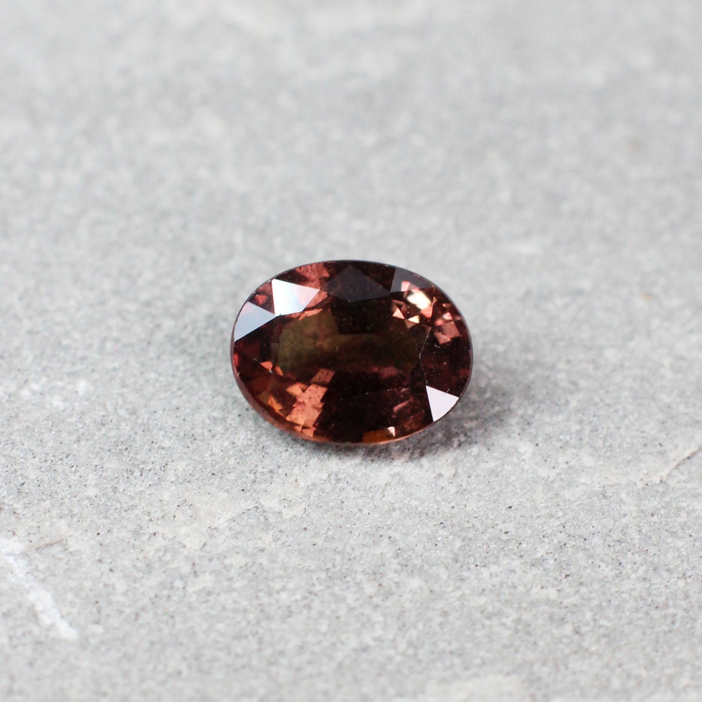 2.23ct Reddish Brown, Oval Sapphire, No Heat, East Africa - 8.91 x 6.85 x 4.06mm