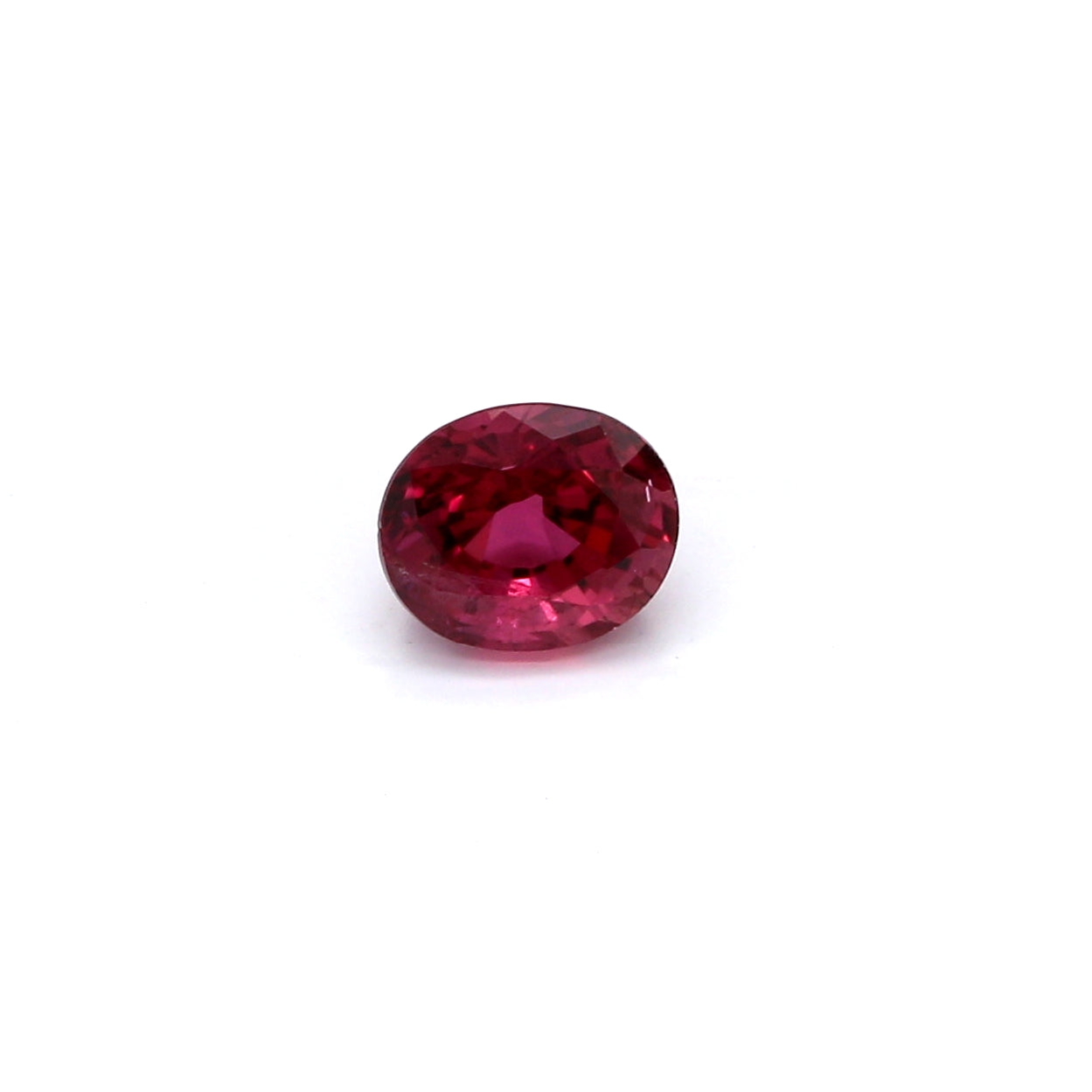 1.06ct Oval Ruby, H(a), Thailand - 6.08 x 5.09 x 4.12mm