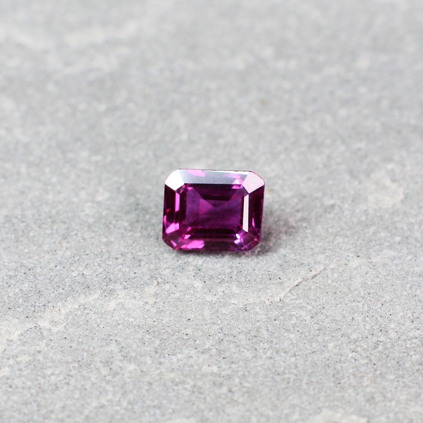 1.31ct Pink/Purple, Octagon Sapphire, No Heat, Burma - 6.14 x 5.00 x 3.65mm