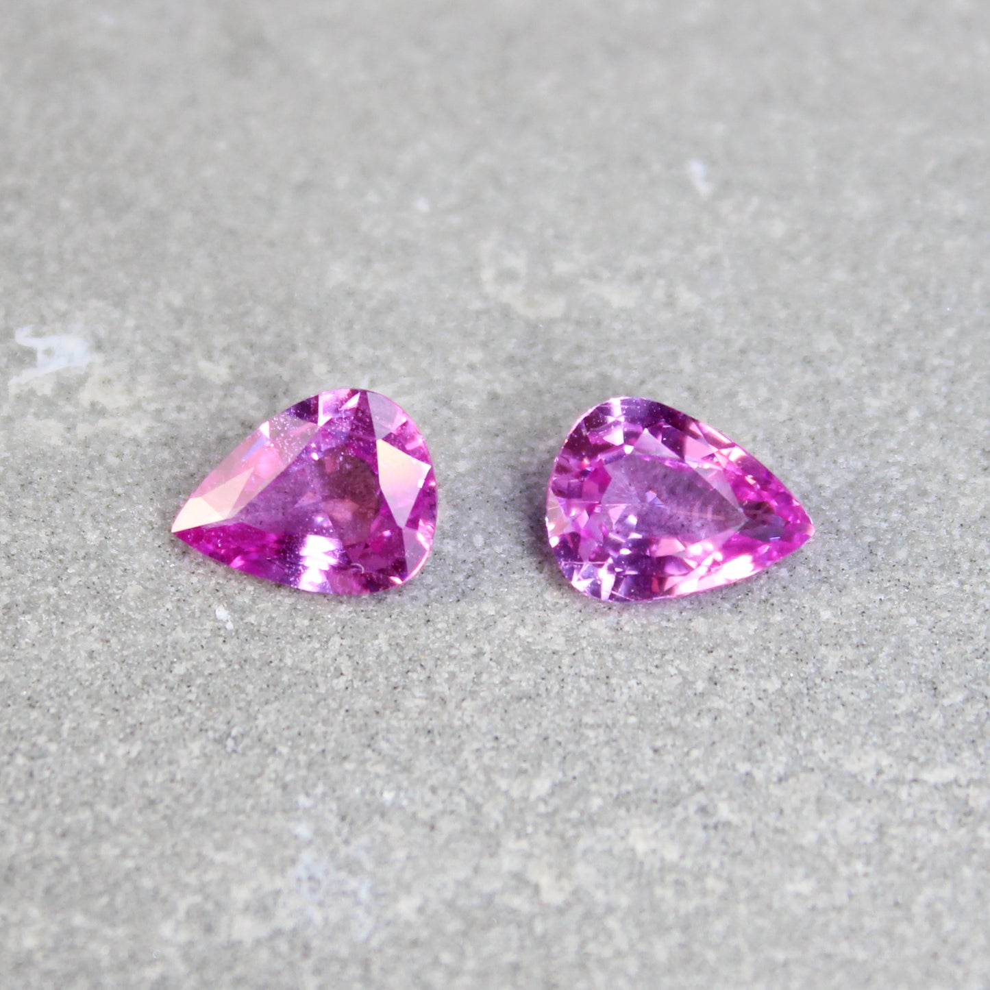 2.81ct Pink, Pear Shape Sapphire Pair, Heated, Madagascar - 8.7 x 6.6mm