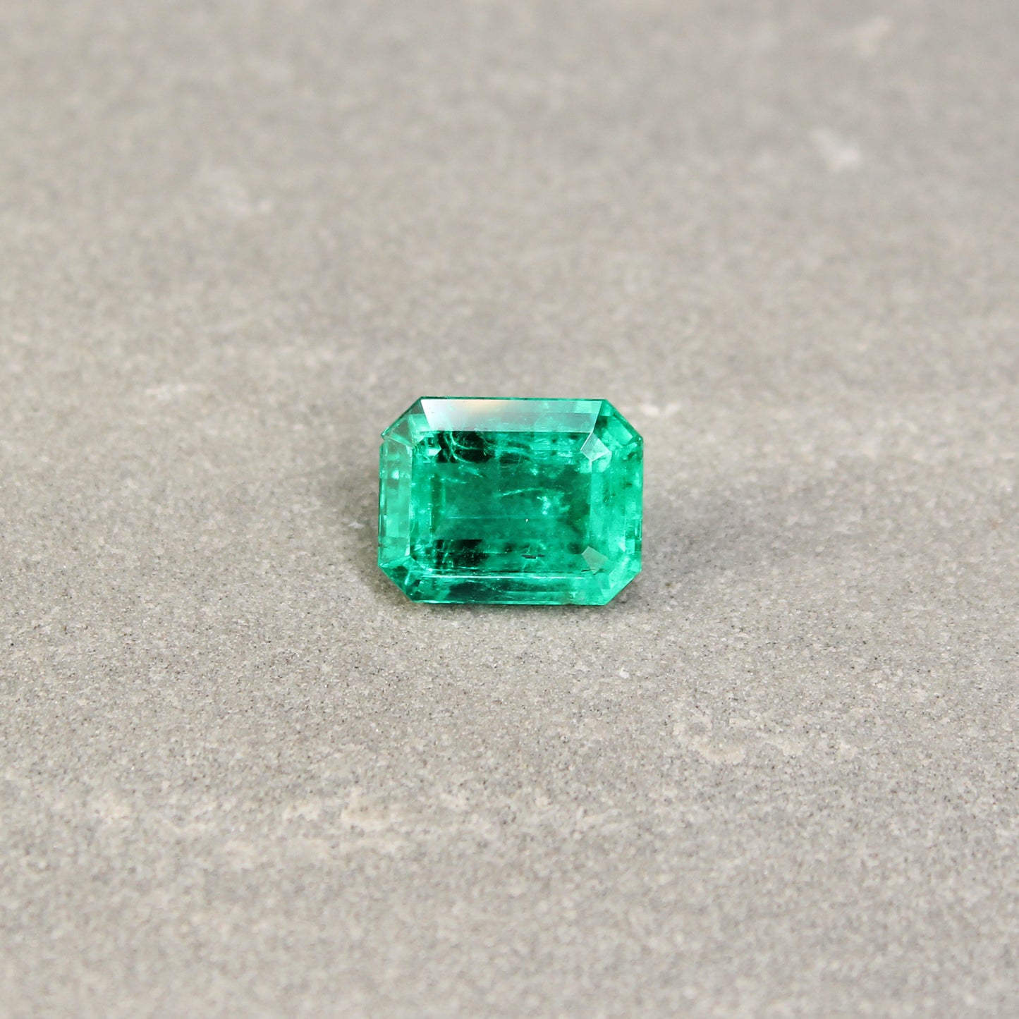 3.62ct Bluish Green, Octagon Emerald, Oiled, Zambia - 10.71 x 8.37 x 5.37mm