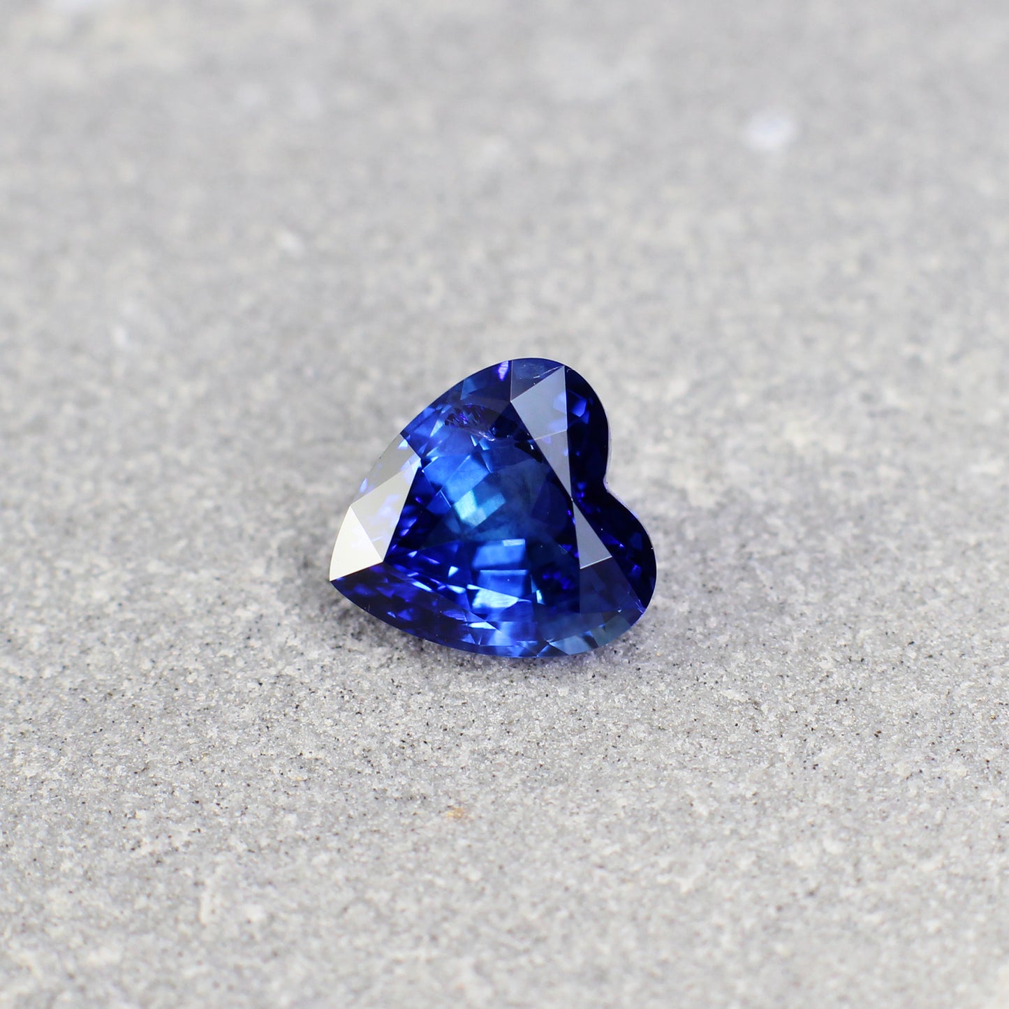 2.44ct Heart Shape Sapphire, Heated, Sri Lanka - 8.19 x 7.77 x 4.73mm